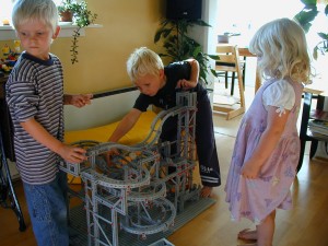 Ping-pong ball roller coaster